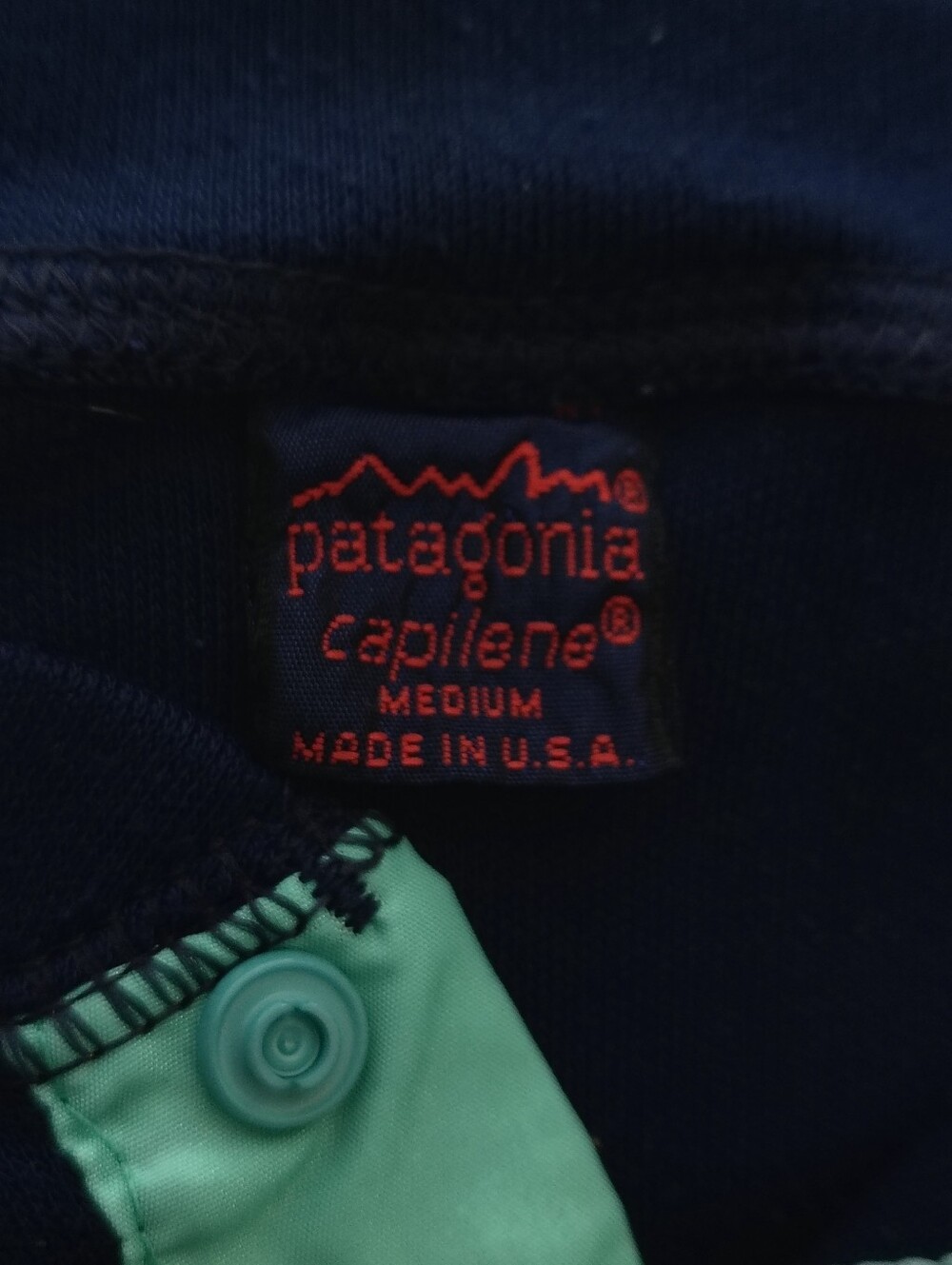 Vintage Patagonia Capilene Navy Blue Thermal Base Layer Shirt Medium Made in USA - Picture 3 of 4
